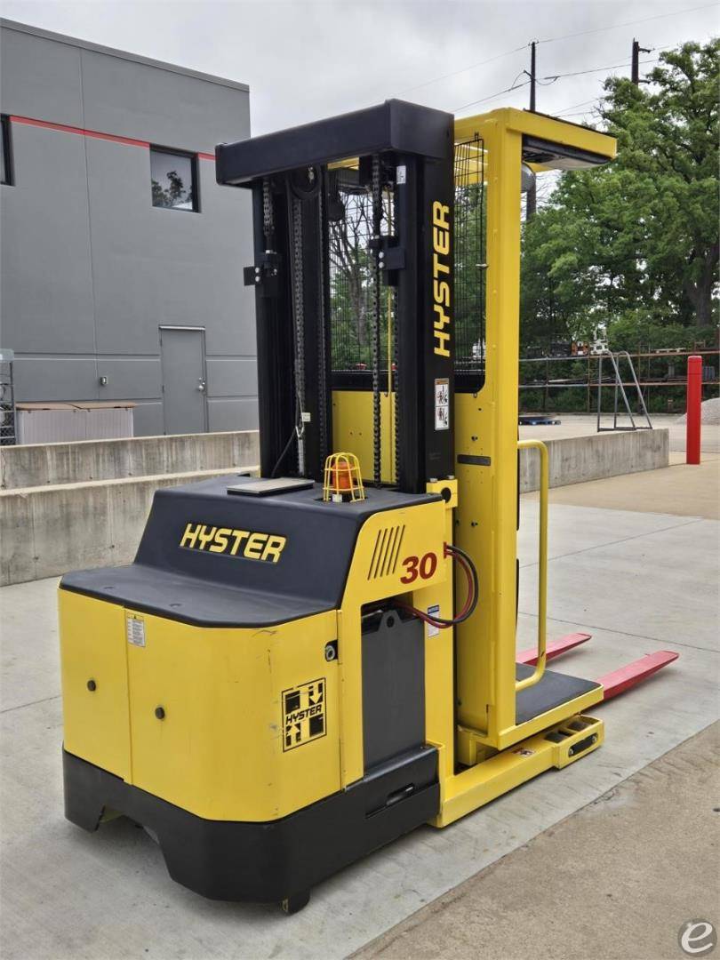 2020 Hyster R30XMS3 Electric Order Picker - 123Forklift