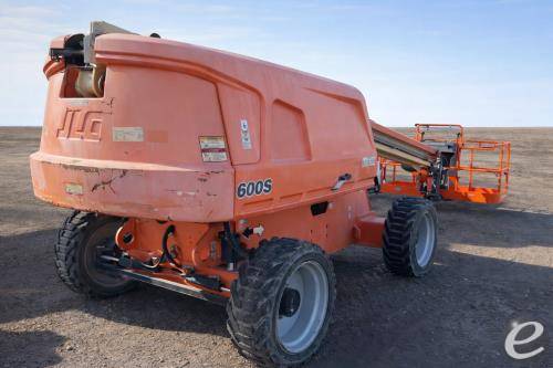 2018 JLG 600S