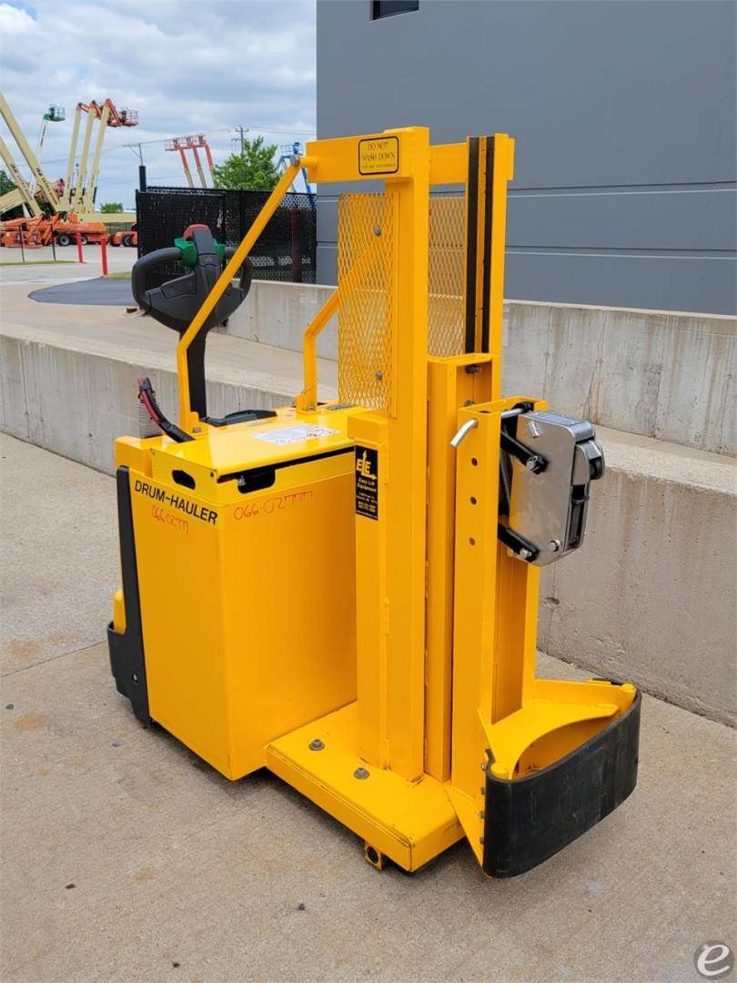 2016 Easy Lift DH800 Electric Boom Lift - 123Forklift