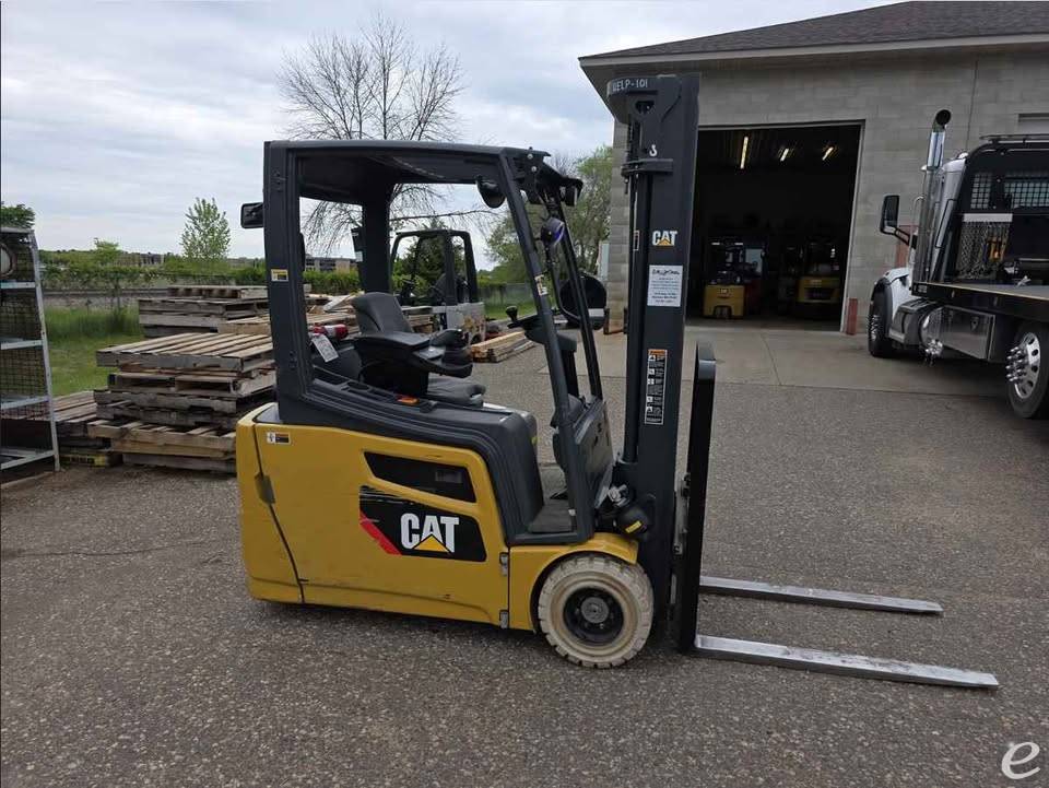 2022 Cat 2ET4000