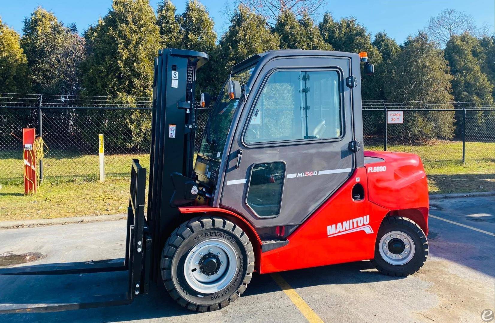 2023 Manitou MI50D