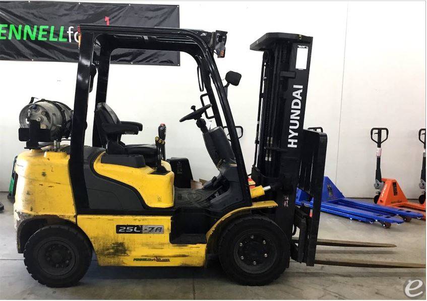 2017 Hyundai 25L-7A