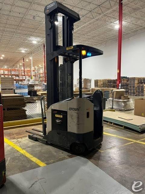 2018 Crown RR5725-45