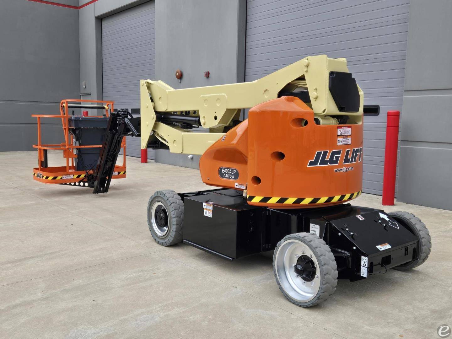 2016 JLG E400AJPN