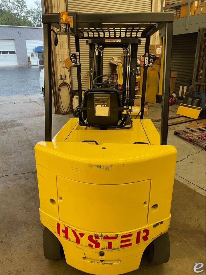 2002 Hyster E100XL3