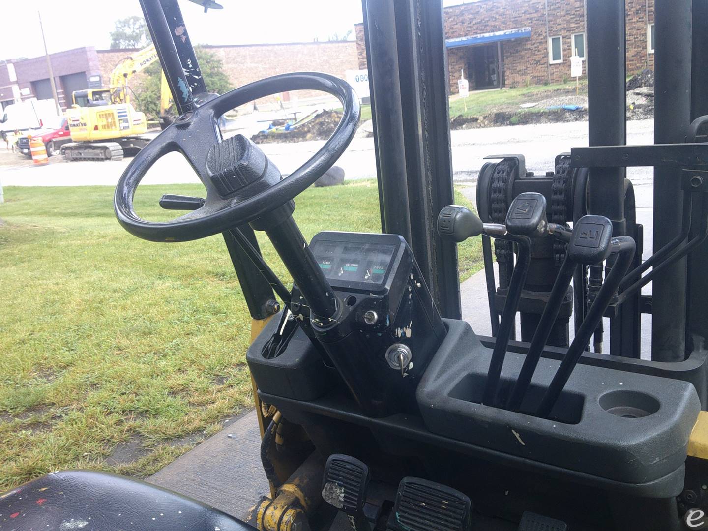 1997 Cat GC25