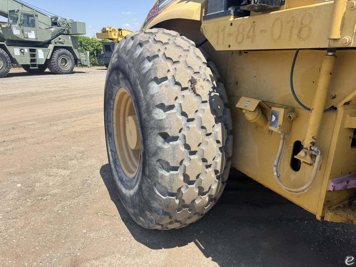 2006 Cat CS-563E