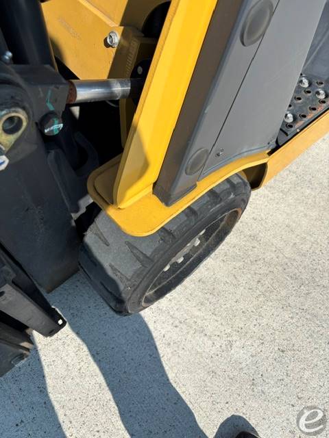 2018 Cat 2CC4000