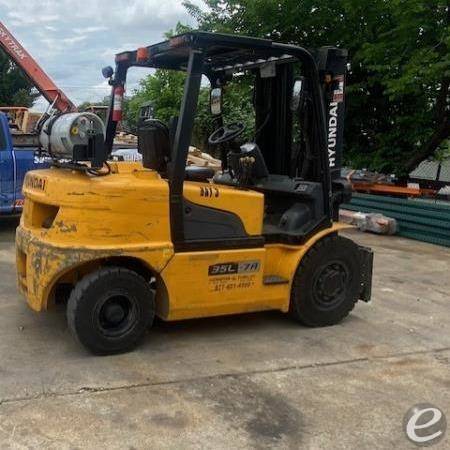 2021 Hyundai 35L-7A