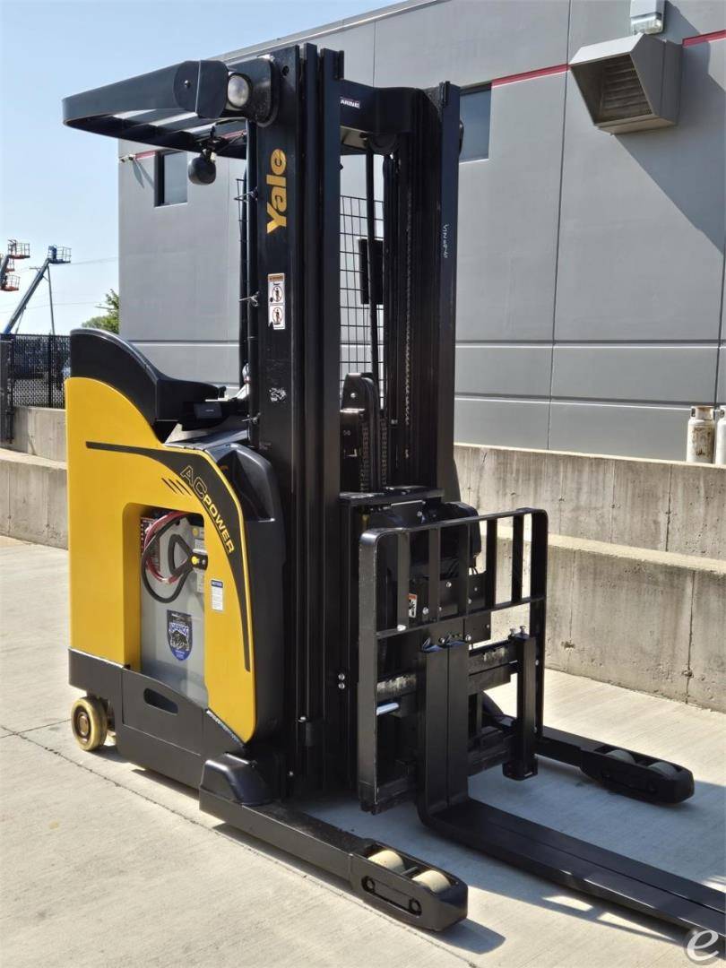 2018 Yale NDR035EB Electric Reach Truck - 123Forklift