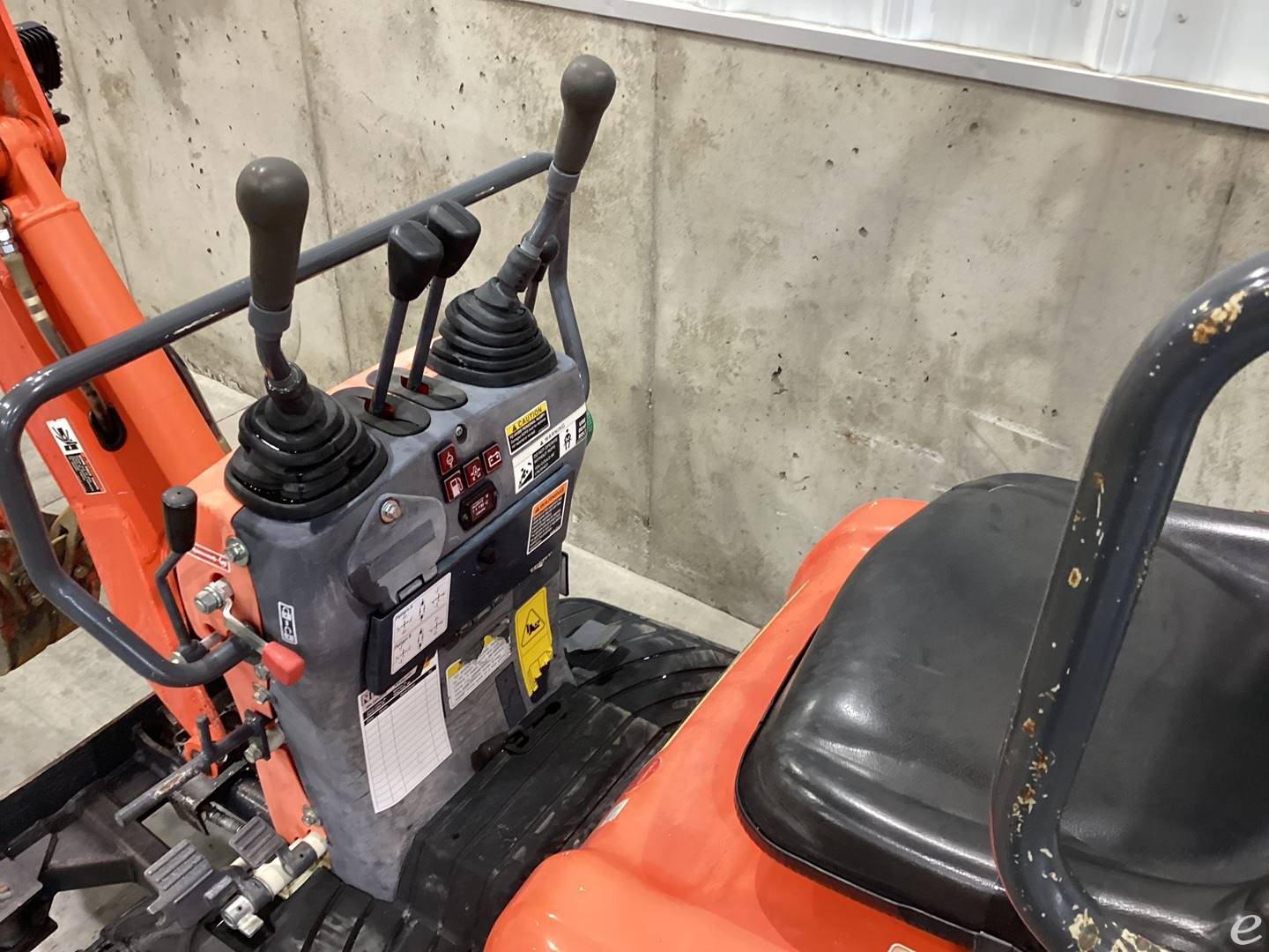 2020 Kubota K008