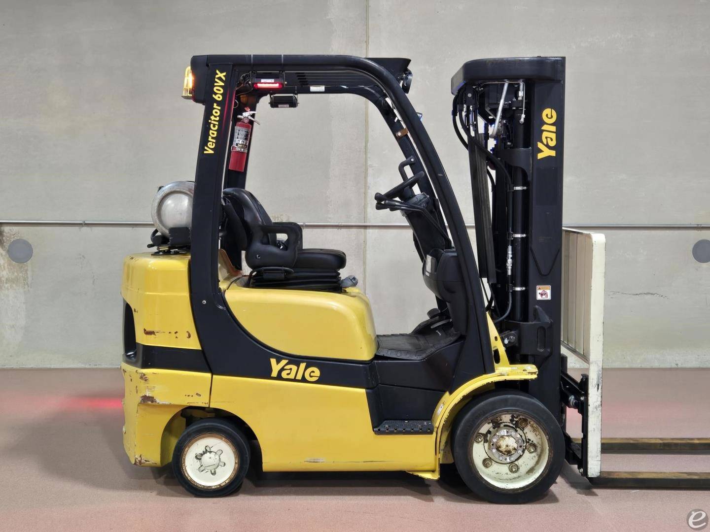 2020 Yale GLC060VX