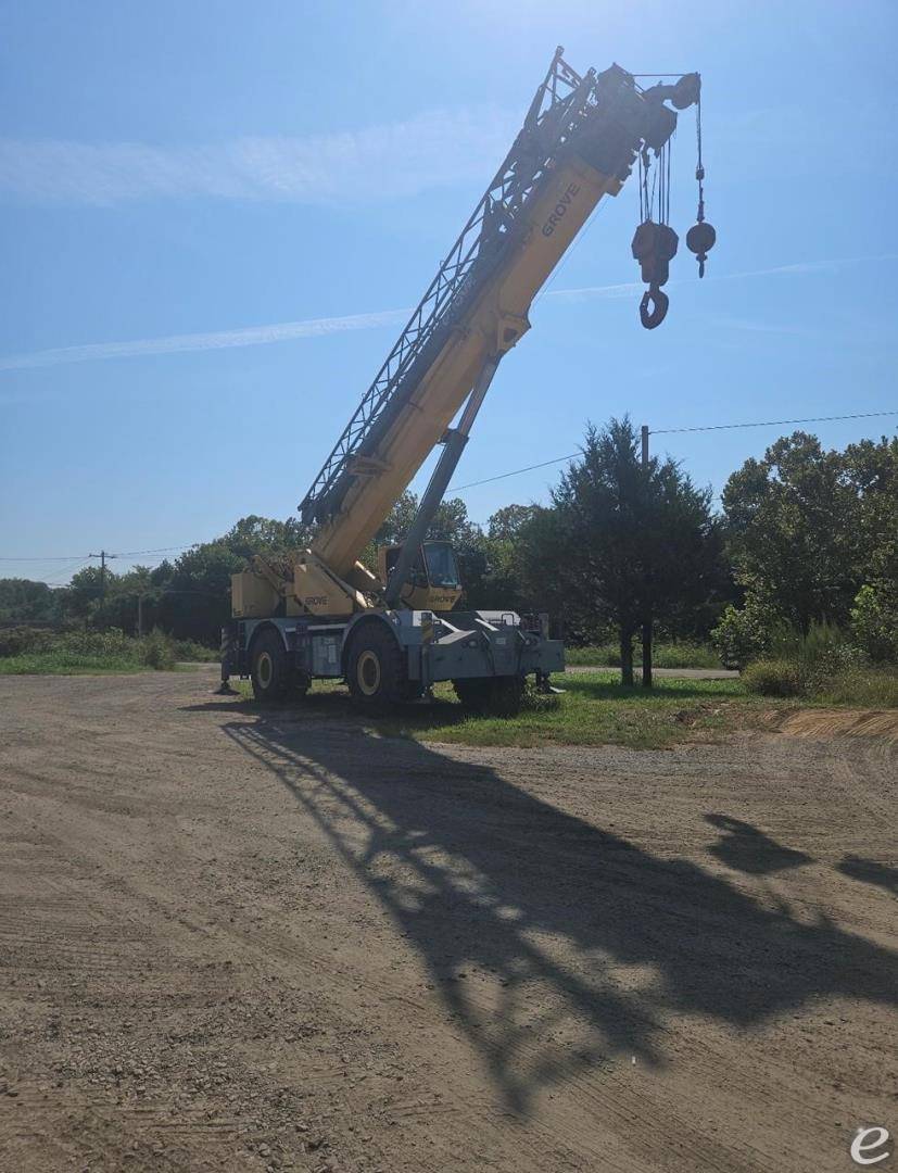 2007 Grove RT890E