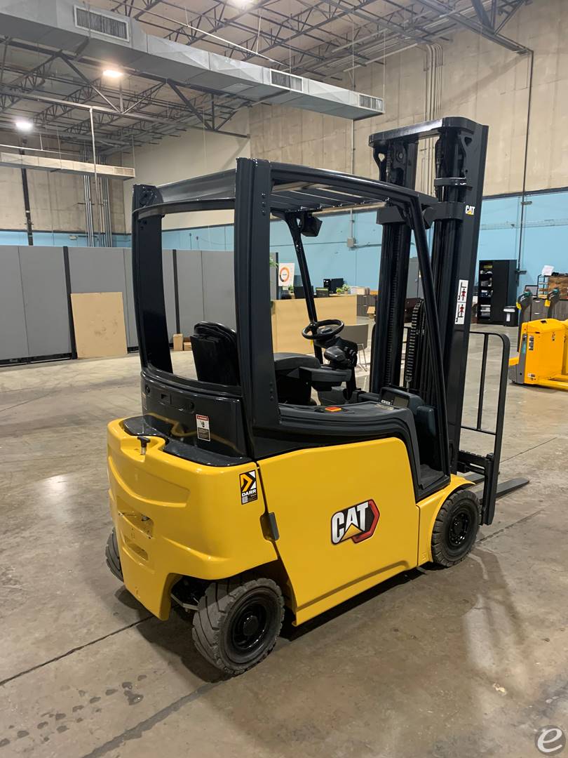 2016 Cat                                       EPC3000 Electric Forklift - 123Forklift