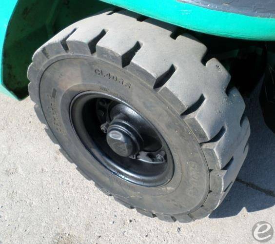 2000 Mitsubishi FG25K LP Gas Forklift - 123Forklift