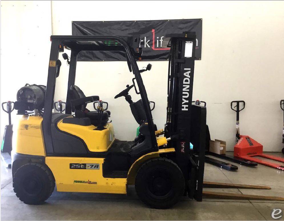 2016 Hyundai 25L-7A
