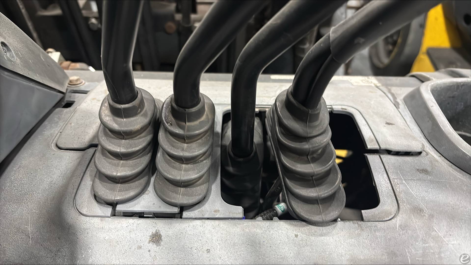 2017 Komatsu FG25ST-16