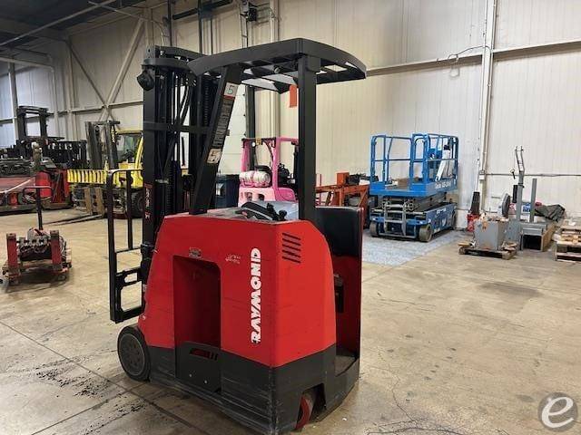 2017 Raymond 425C30TT