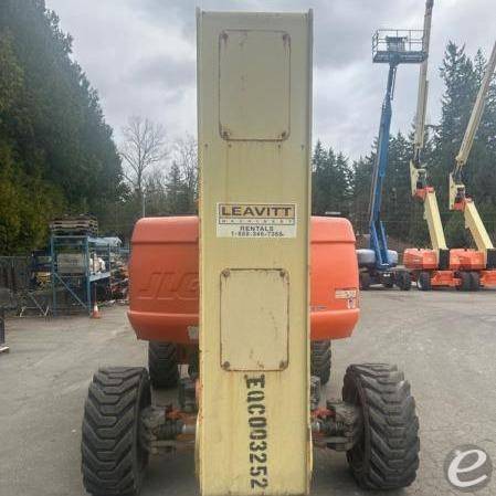 2017 JLG 800AJ