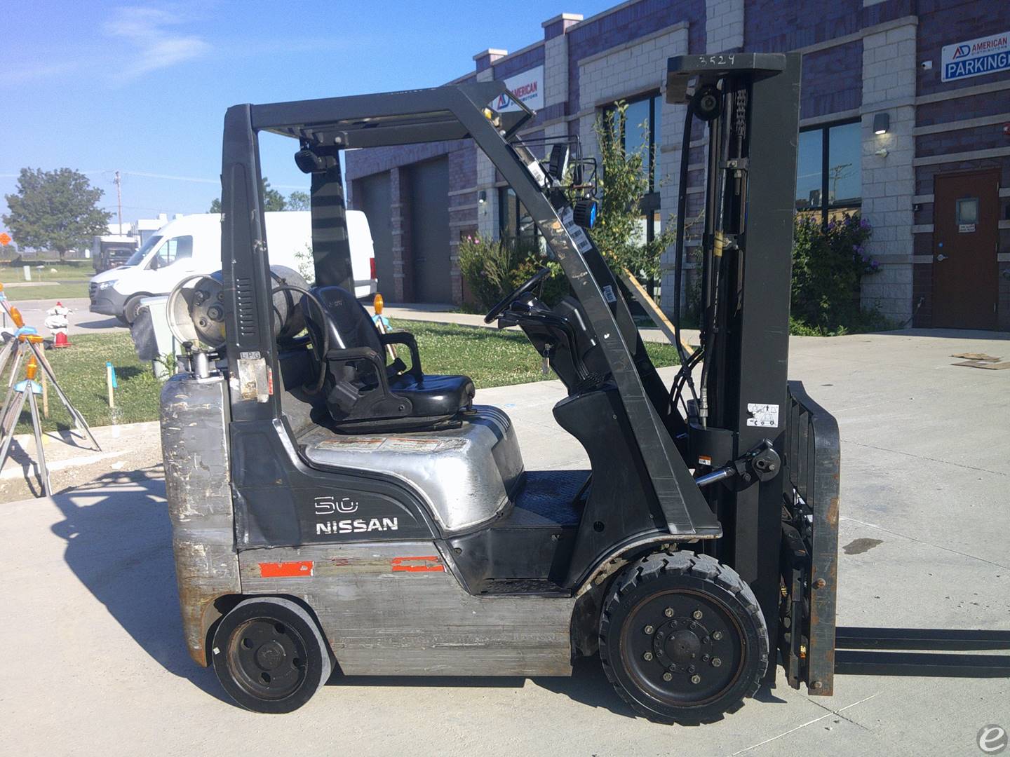 2008 Nissan MCP1FA25LV