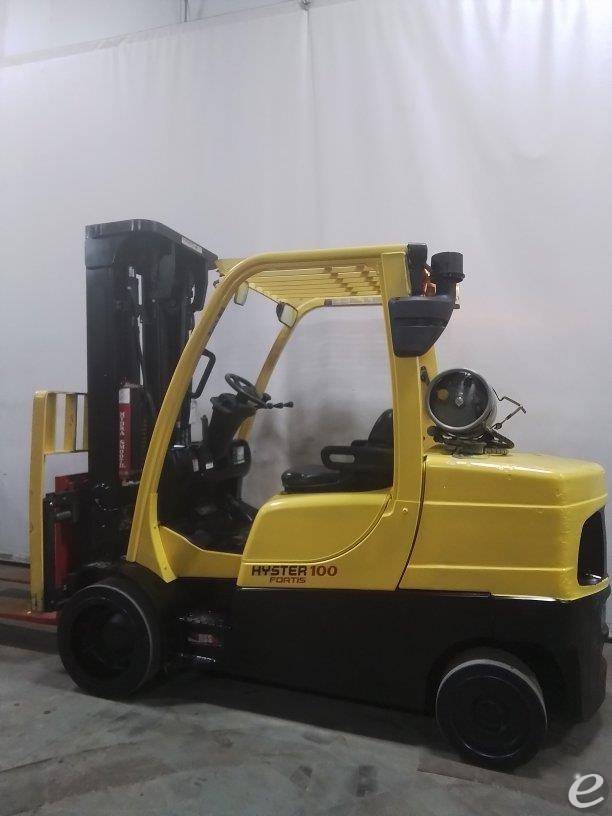 2017 Hyster S100FT