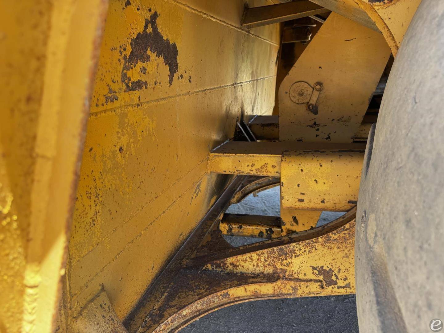 1984 Cat 615