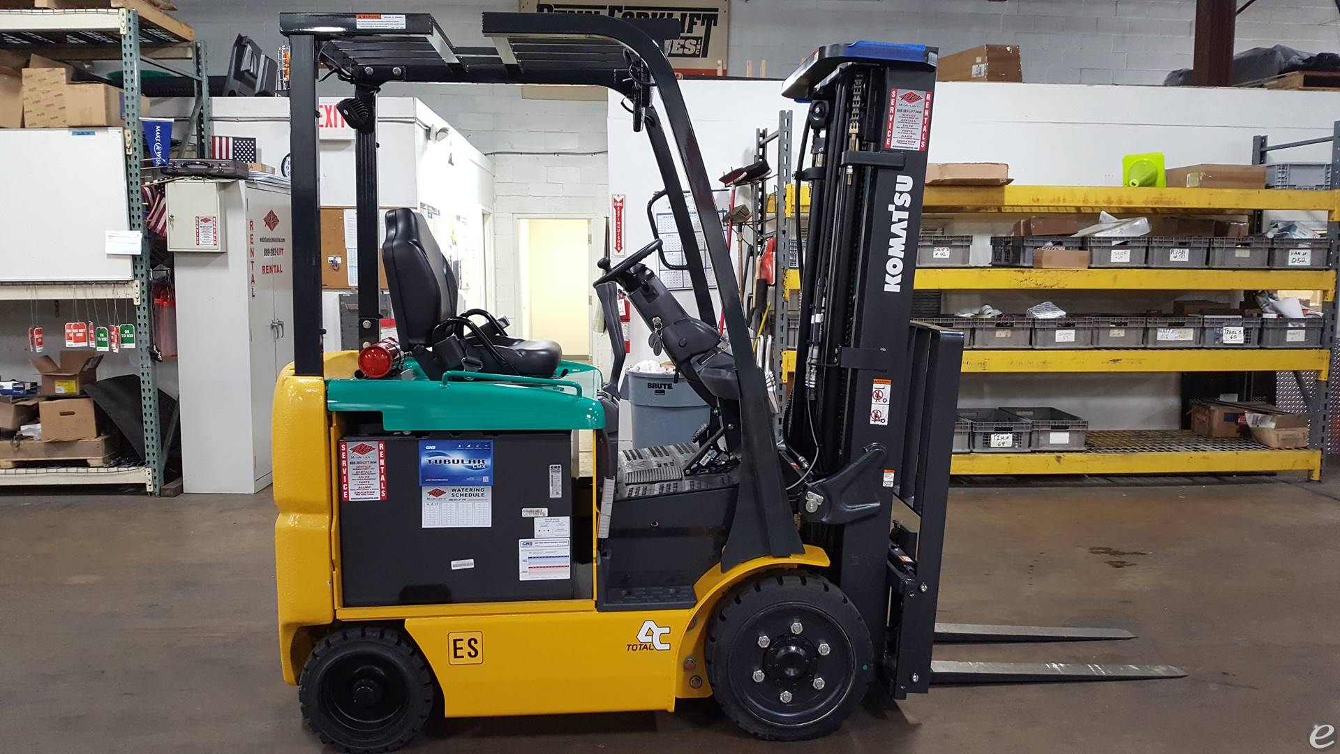 2017 Komatsu FB25SHU-6 Electric Forklift - 123Forklift