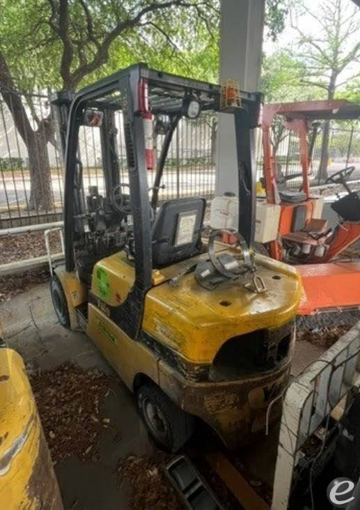 2016 Yale GLP050LXs