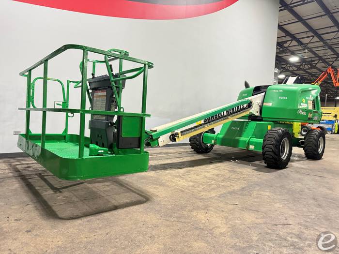 2015 JLG 400S