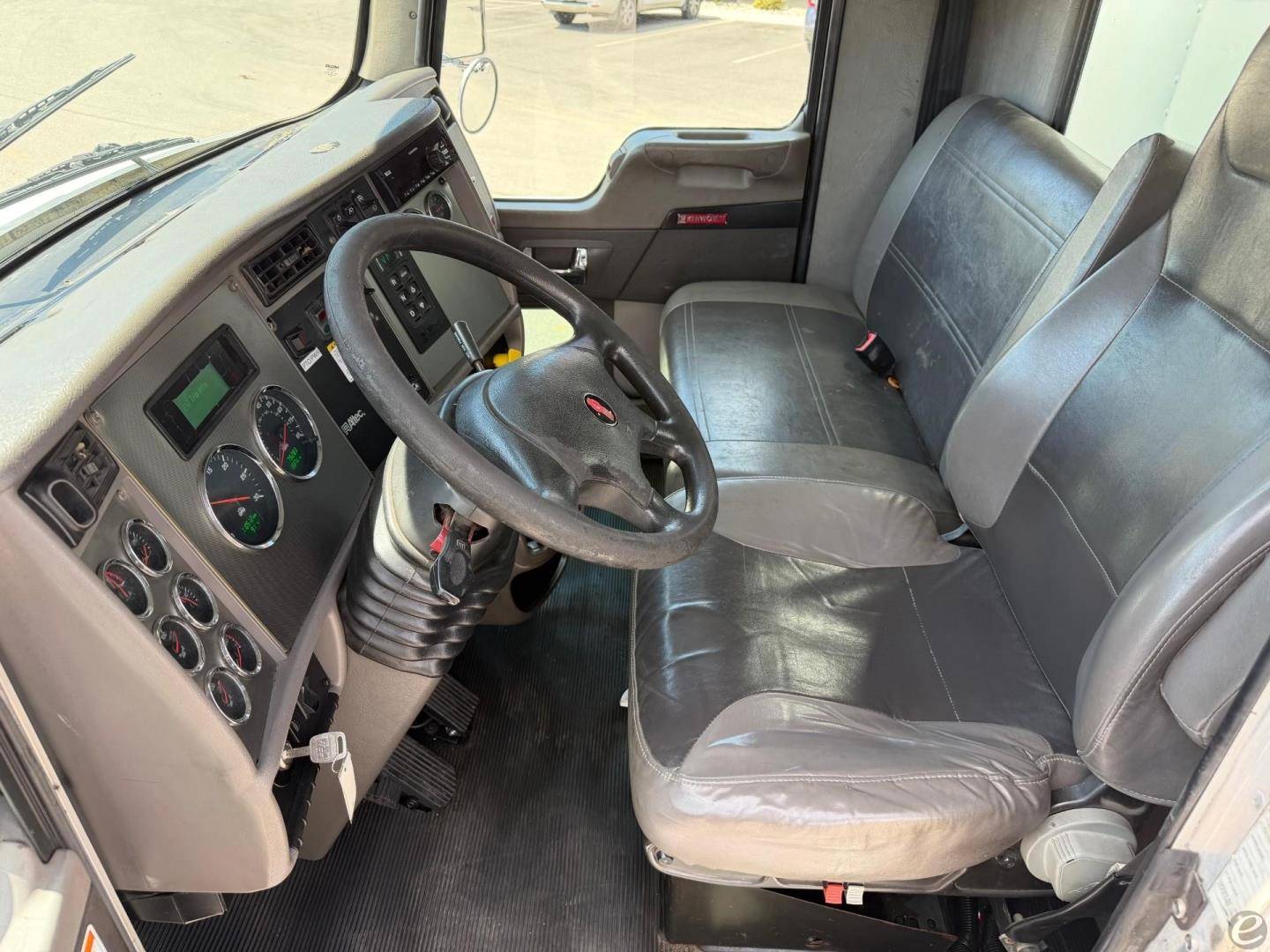 2016 Kenworth T370