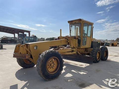 John Deere 570A