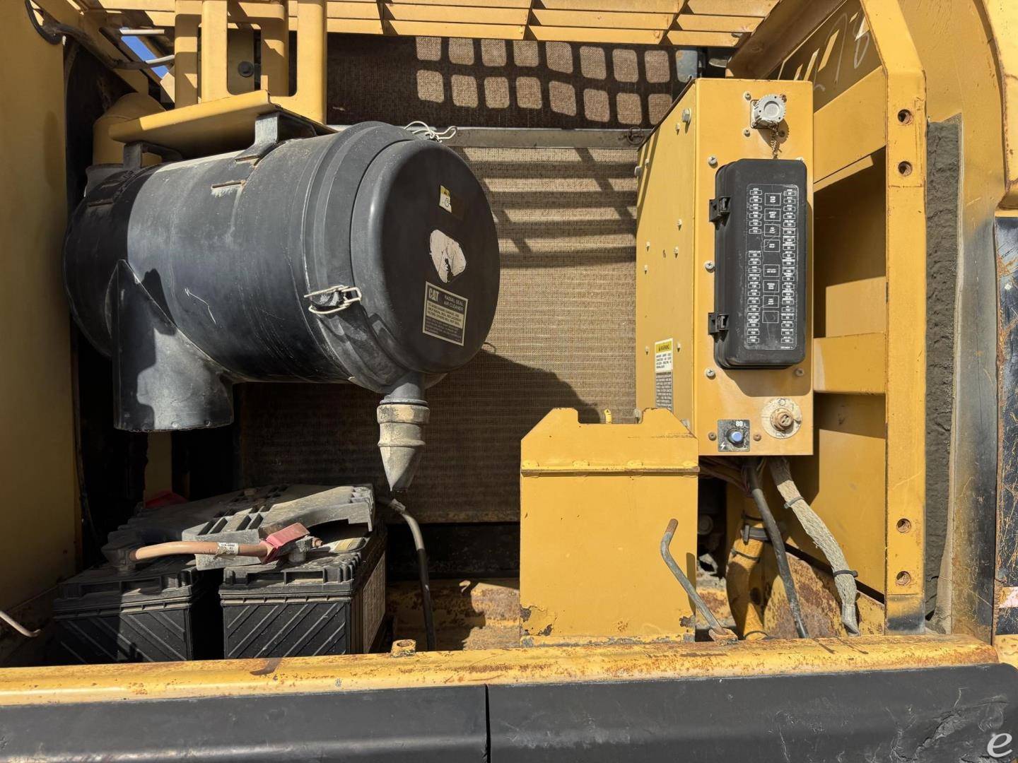 2003 Cat 330CL