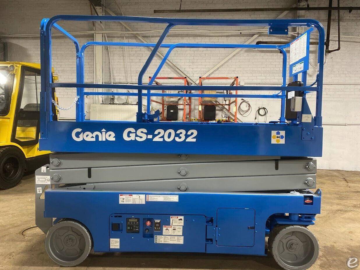 2013 Genie GS2032 Electric Scissor ...