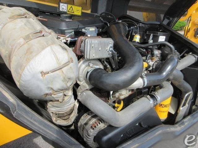 2017 JCB 510-56