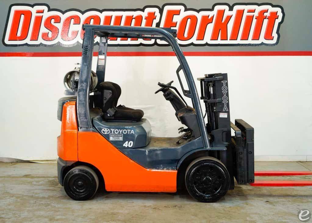 2022 Toyota 8FGCU30 LP Gas Forklift...