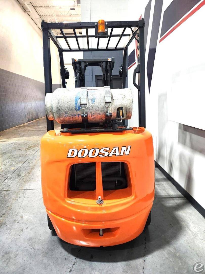 2018 Doosan GC30P-5