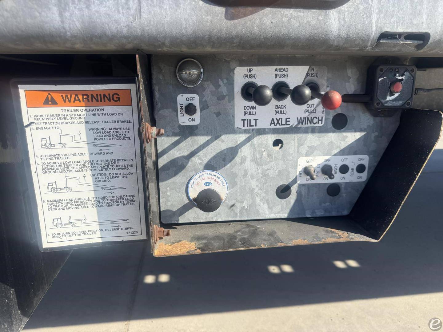 2018 Landoll 343A