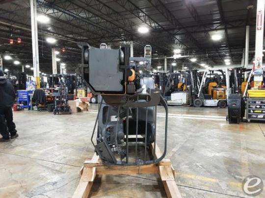 2017 Crown RMD6025-32 Electric Reach Truck - 123Forklift