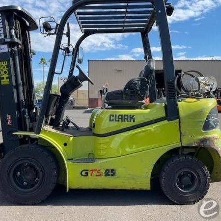 2020 Clark GTS25 LP Gas Forklift - 123Forklift