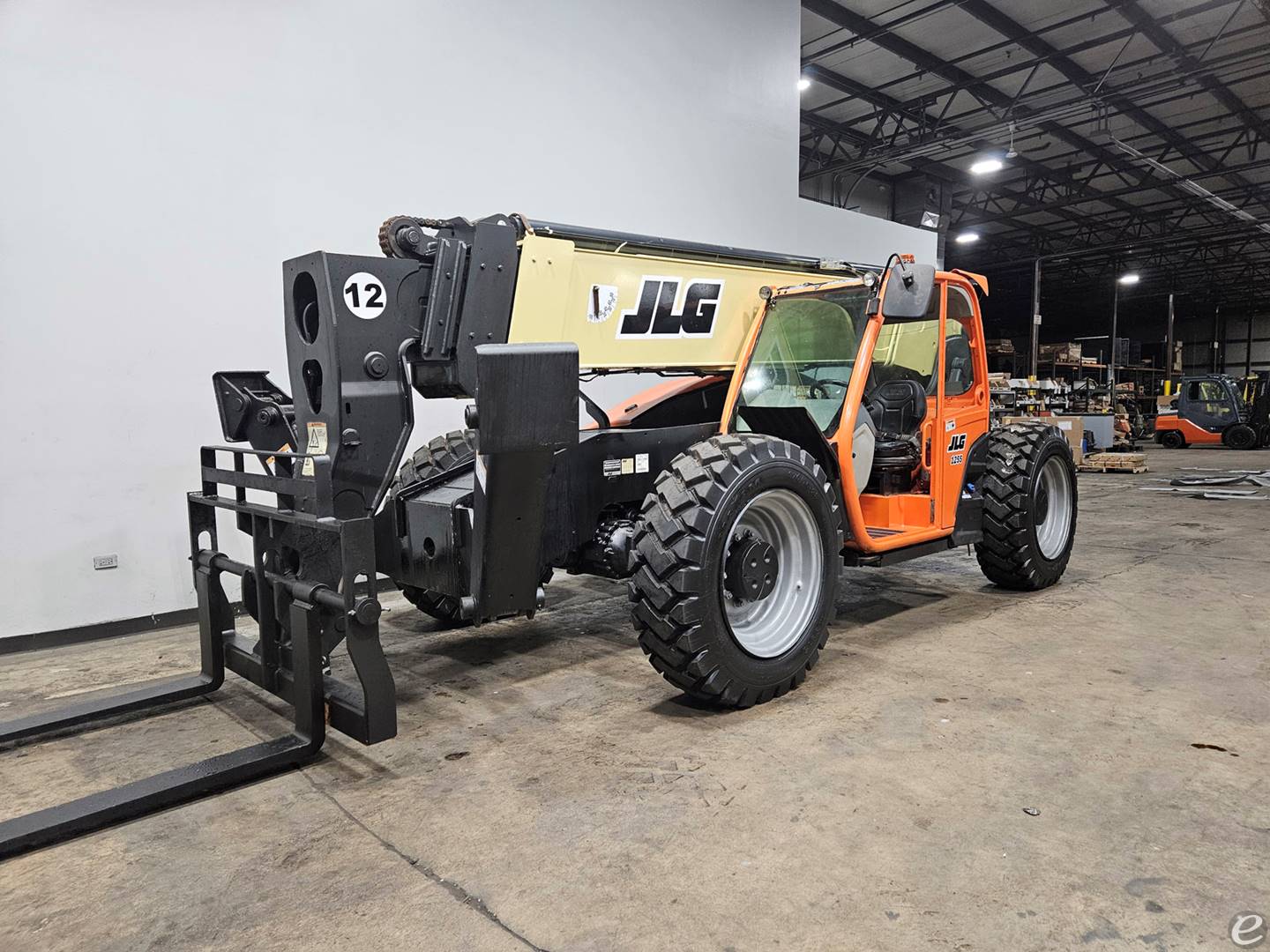 2018 JLG 1255