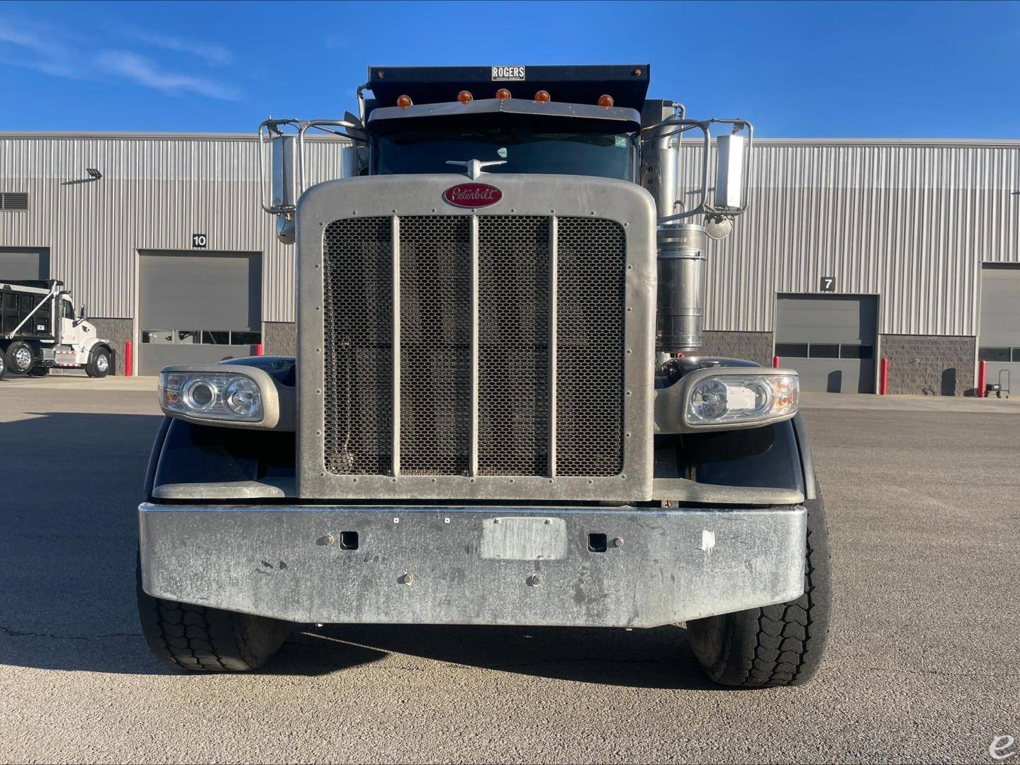 2022 Peterbilt 389