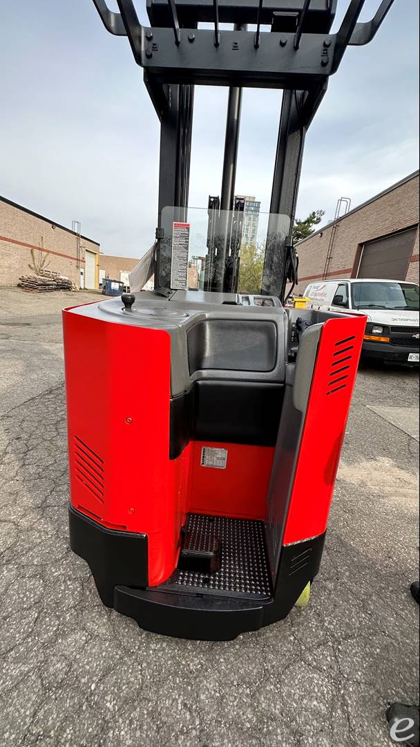 1999 Raymond EASIR30TT Electric Reach Truck - 123Forklift