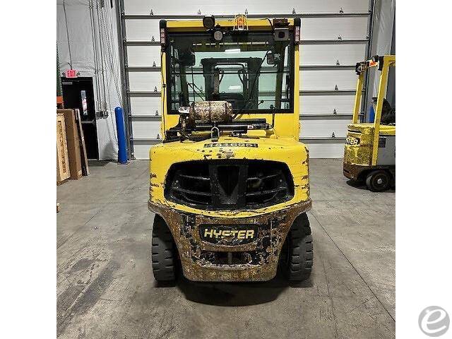 2017 Hyster H80FT LP Gas Forklift - 123Forklift