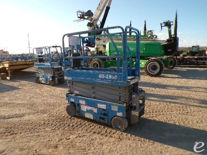 2019 Genie GS-1930