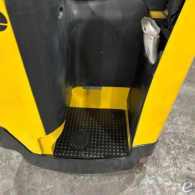 2022 Yale NR045EB