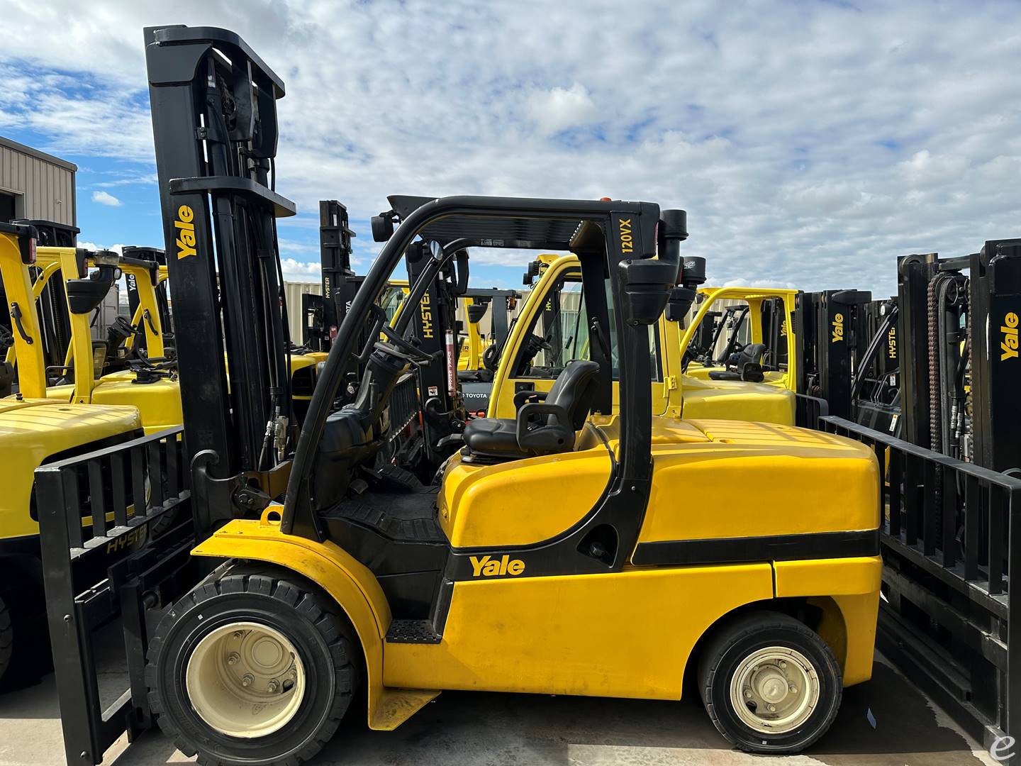 2008 Yale GDP120VX