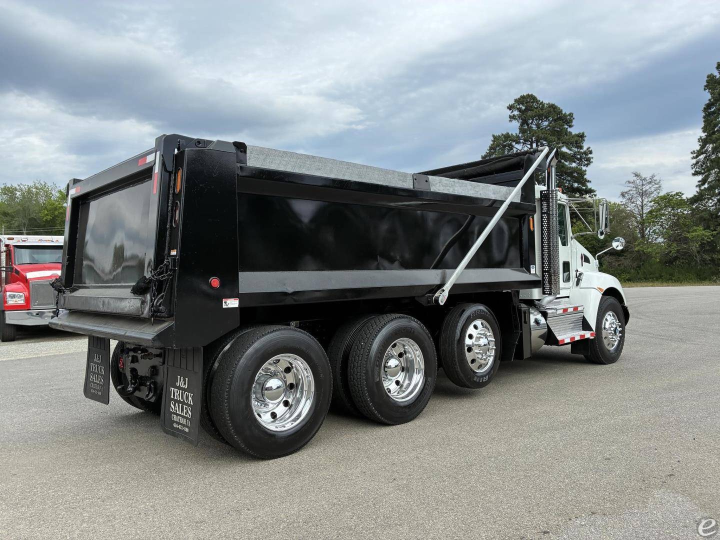 2019 Kenworth T370
