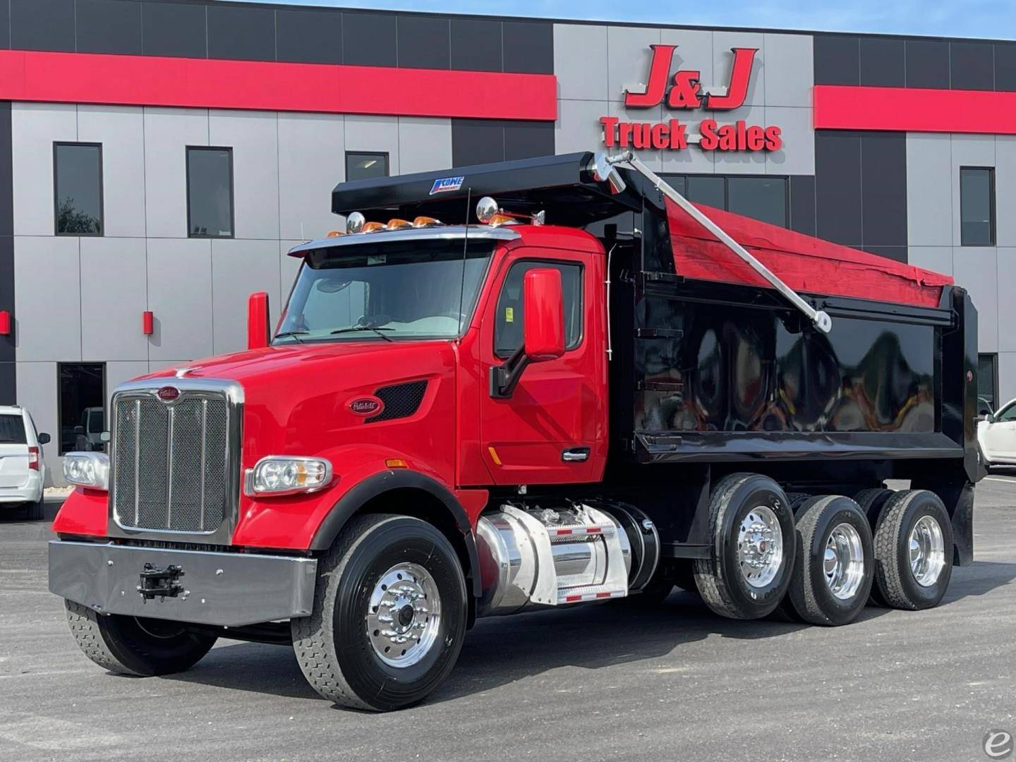 2021 Peterbilt 567