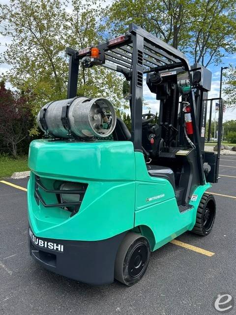 2020 Mitsubishi FGC30N