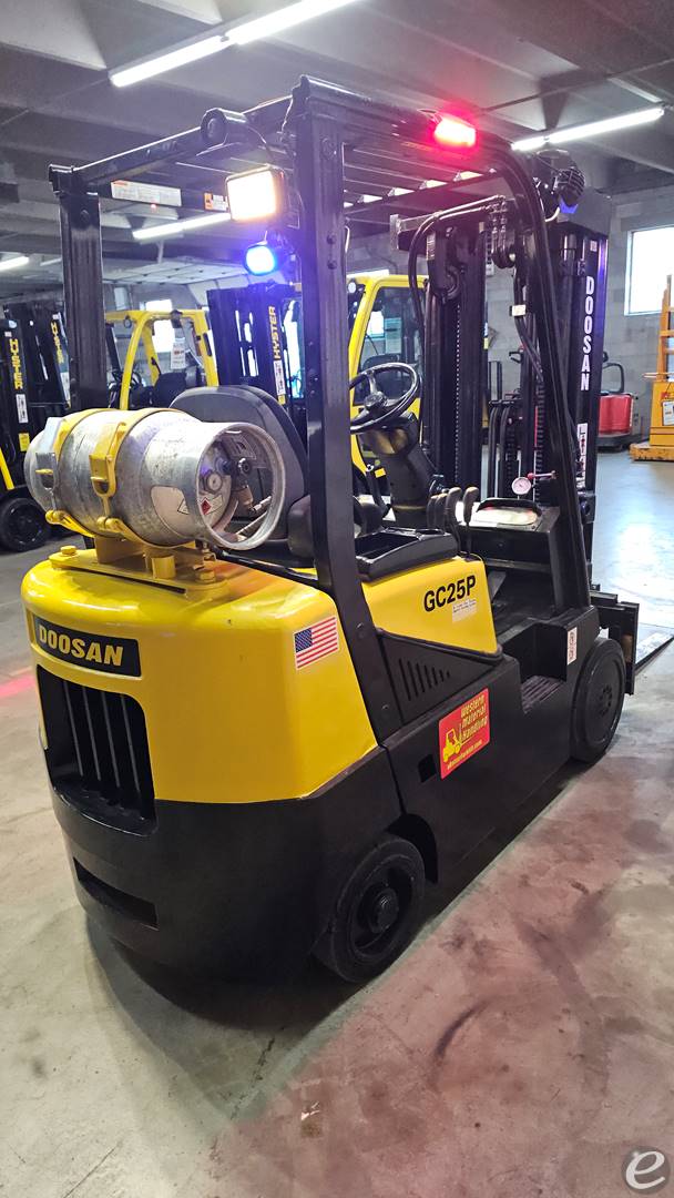 2006 Doosan GC25P